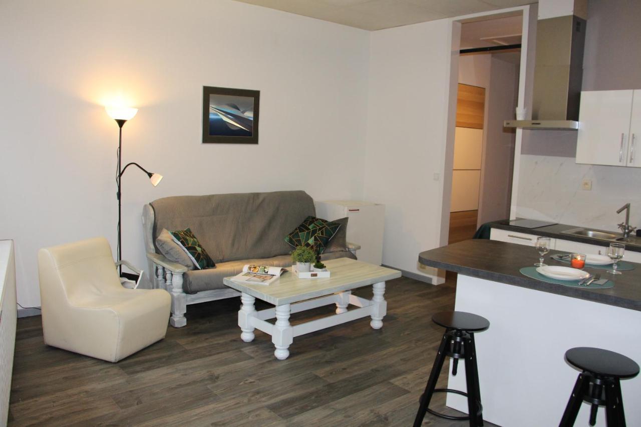 Elena'S Apartment เลียจ ภายนอก รูปภาพ